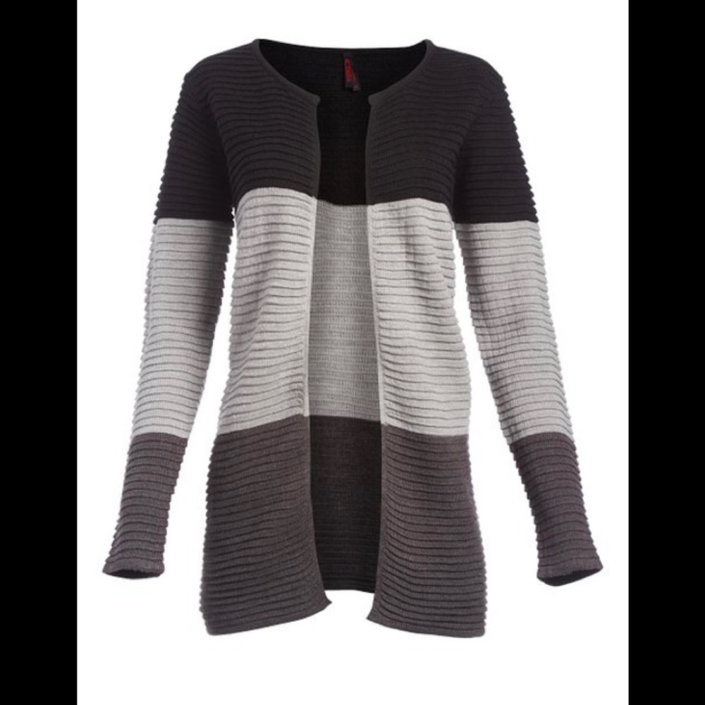 Yoki Brand New: Charcoal & Heather Gray
Color Block Open-Front Duster Size M